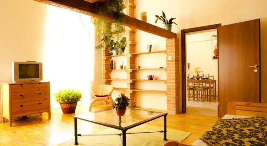 Minestrone Apartment