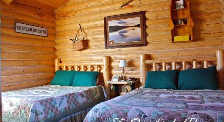 Cabin Creek Inn