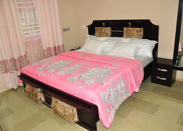 Deluxe Single room