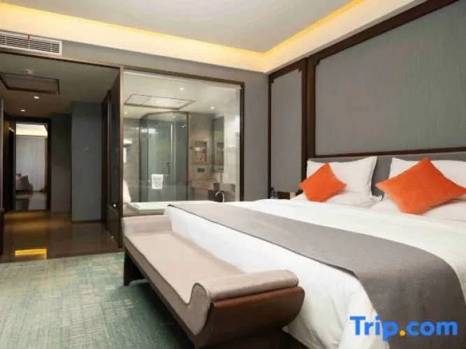 2 Bedrooms Deluxe Suite