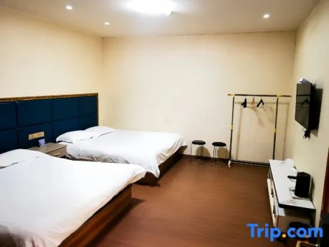Standard Twin Family room