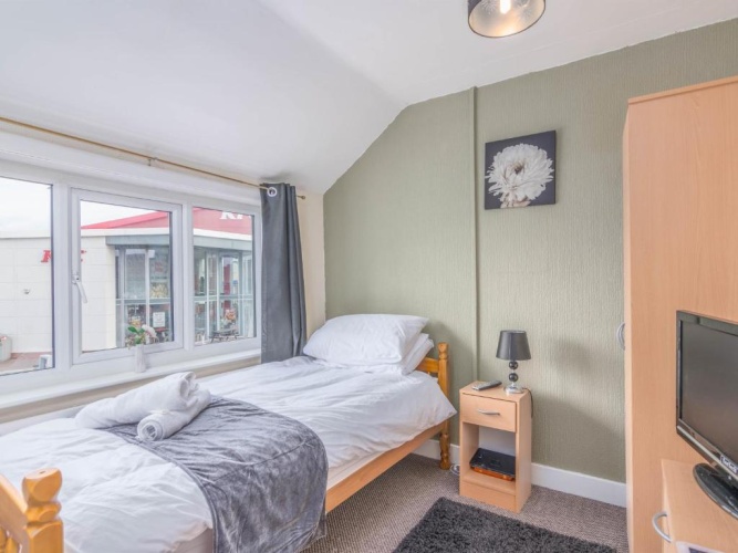 Standard Single room