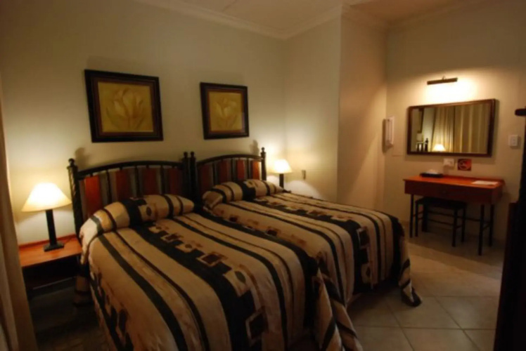 Ya Rena Guesthouse