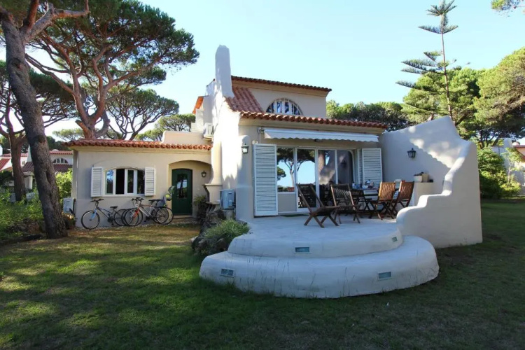 Authentic & Tranquil Villa