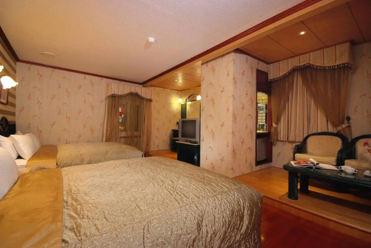 Lotus Hotel