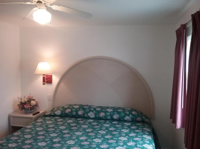 1 Bedroom Double Suite with partial ocean view