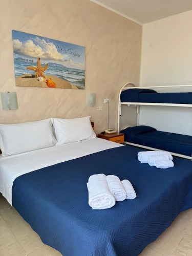 Standard Quadruple room with balcony