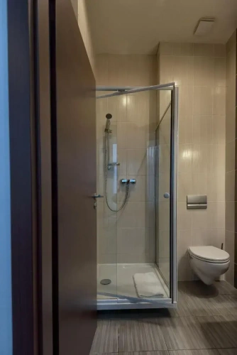 Standard Twin room with balcony