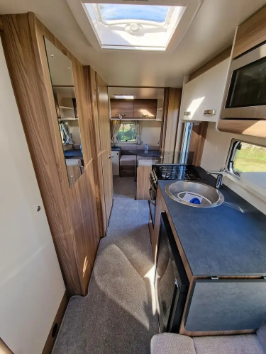 Swift Vogue Edition Caravan