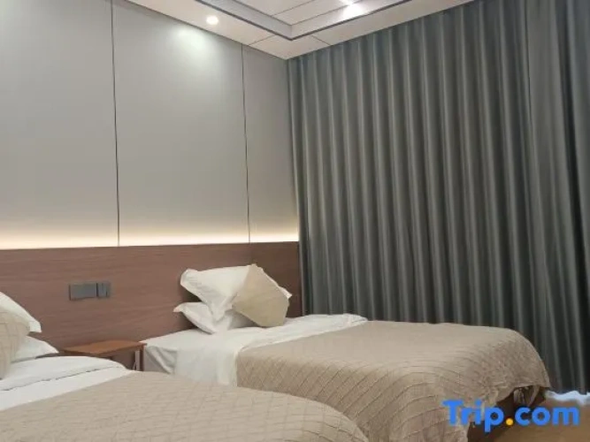 6 Bedrooms Standard room