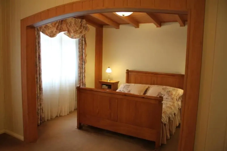 1 Bedroom Suite