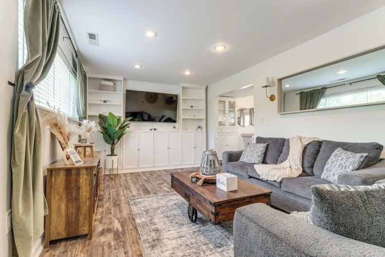 3 Bedrooms Cottage