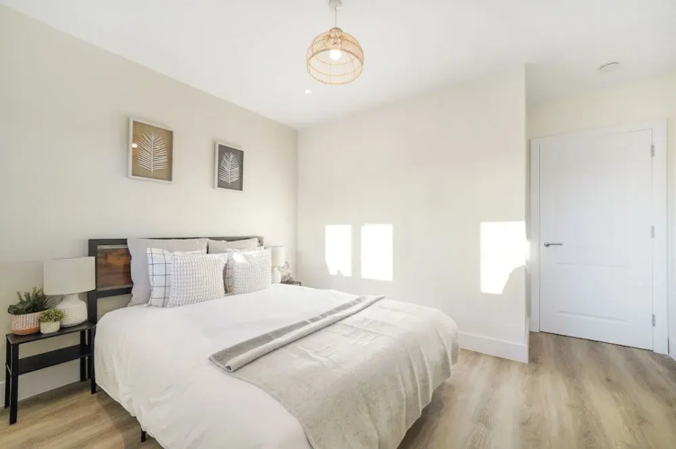 105A Beechwood Grove Flat