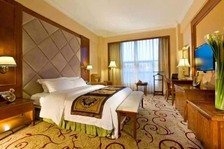 Dongguan Gladden Hotel
