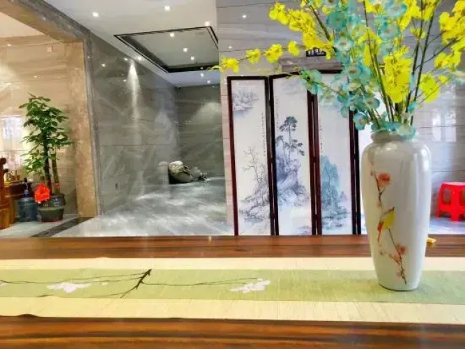 Rongjusheng Hotel