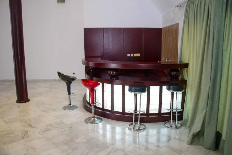 Residence White River 1