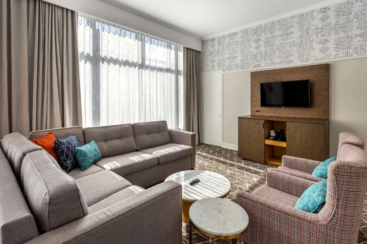 Double Suite