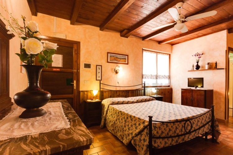 Standard Double room with view
