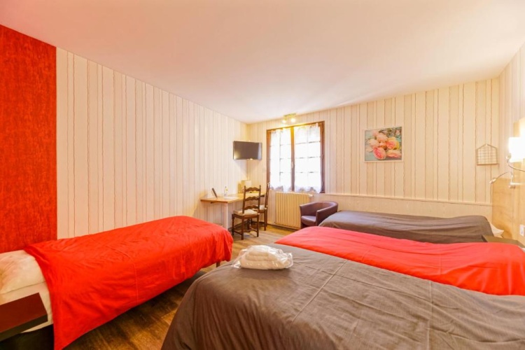 Standard Quadruple room