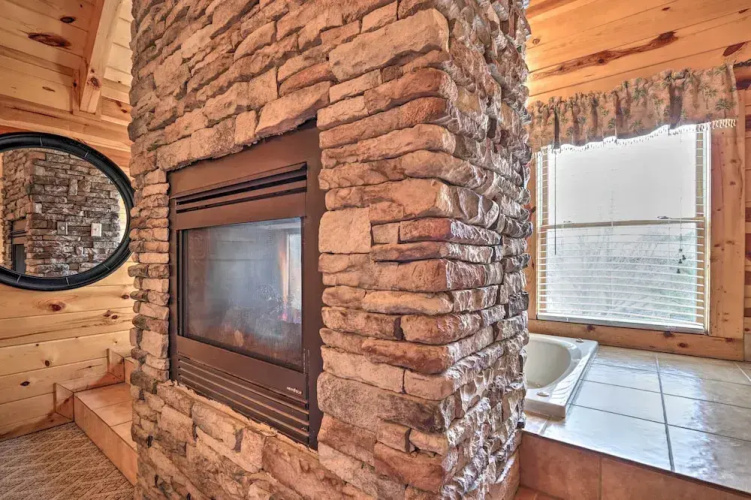 Pigeon Forge Cabin w/ Games, 1 Mi to Parkway!