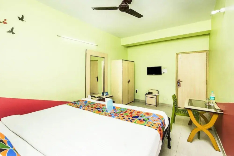 FabHotel Vesper