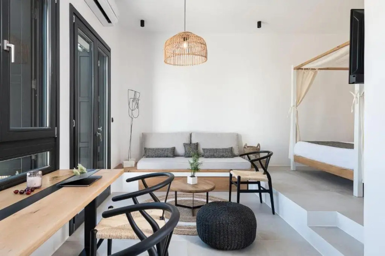 Athina Milos Suites