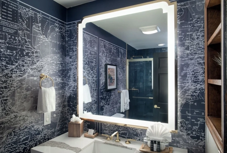 Quadruple Suite