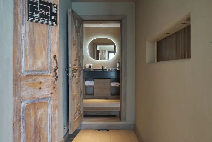 Luxury Double room with balcony and with sea view