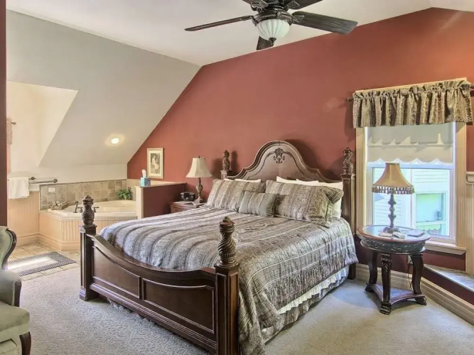 Grand Victorian B&B Inn