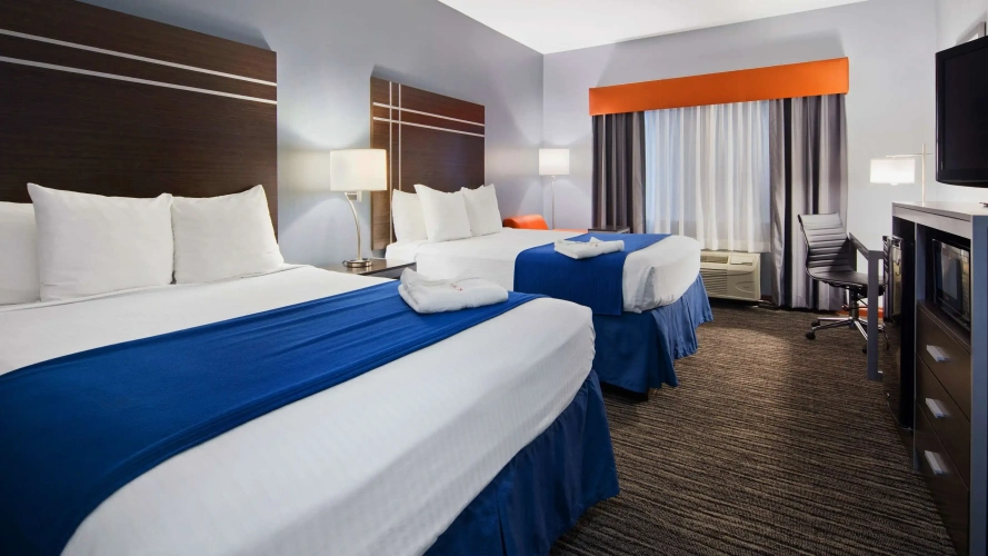 Quadruple Suite