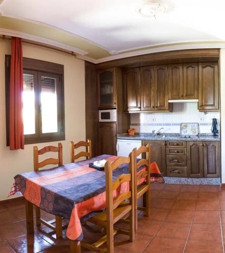2 Bedrooms Classic Apartment