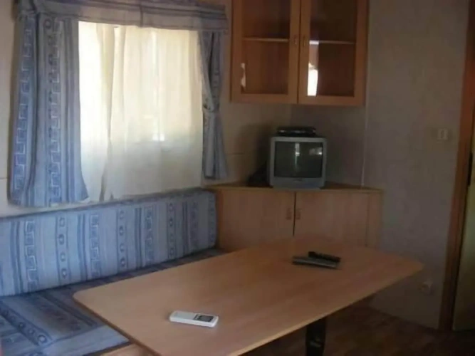 2 Bedrooms Comfort room with garden view