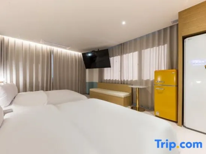 Standard Twin Family room