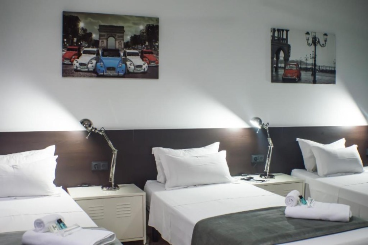 Standard Quadruple room