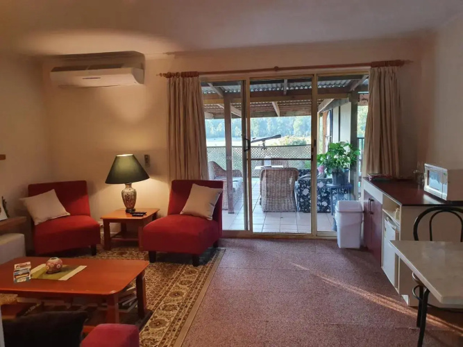 Oaktree Guest House