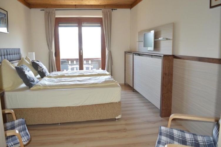 Standard Quintuple room