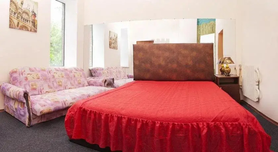 Margo Hotel