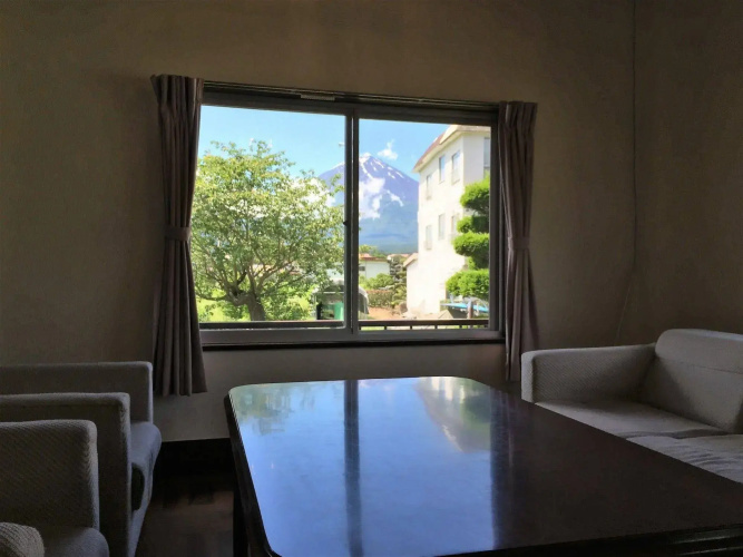 FBH Fuji Backpackers Hostel