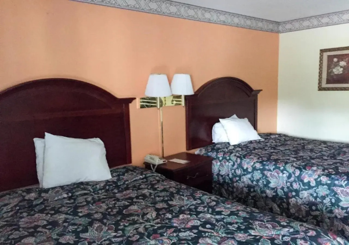 Motel 6 Calera
