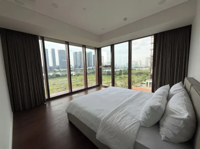 4 Bedrooms Superior Apartment with balcony and with city view