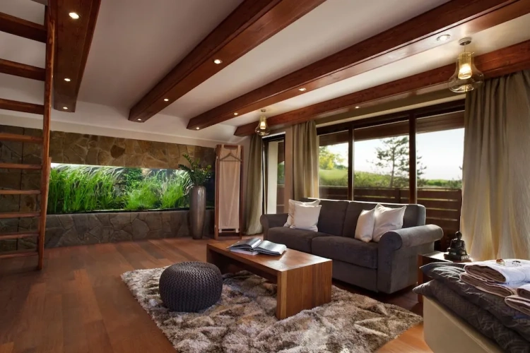 2 Bedrooms Luxury Quadruple Penthouse room with view