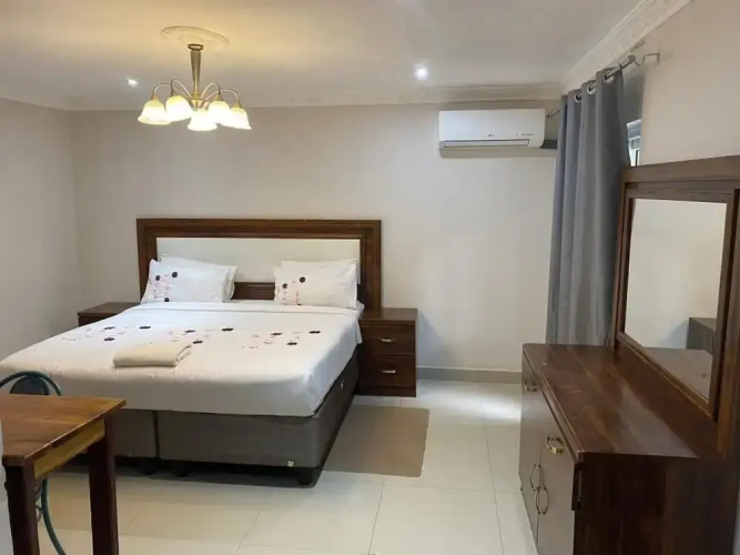 Zambezi Ultima Inn