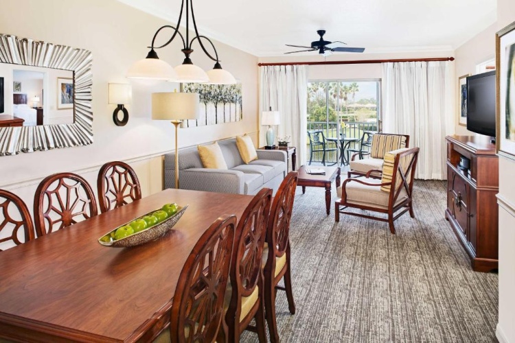 2 Bedrooms Villa with balcony