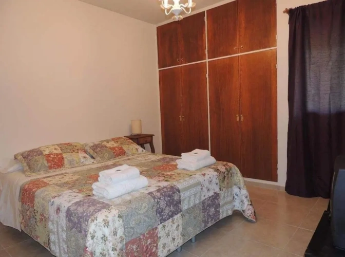4 Bedrooms Family Cottage