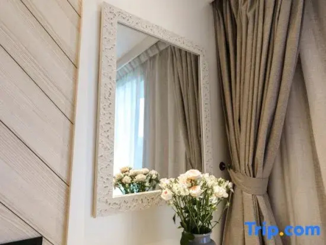 Perfect Studio 3 pools Nai Harn