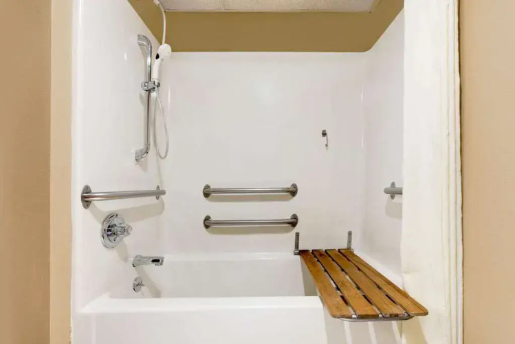Super 8 By Wyndham Chariton