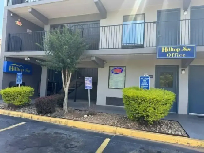 Hilltop Inn