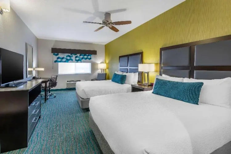 Standard Quadruple room