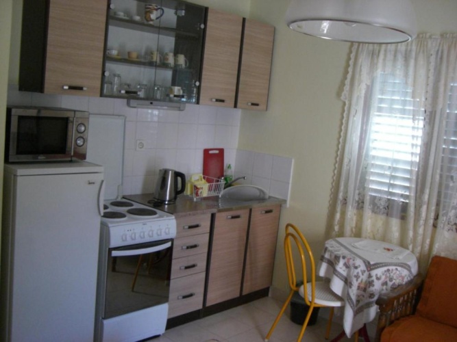 Deluxe Studio