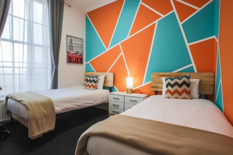 Standard Twin room